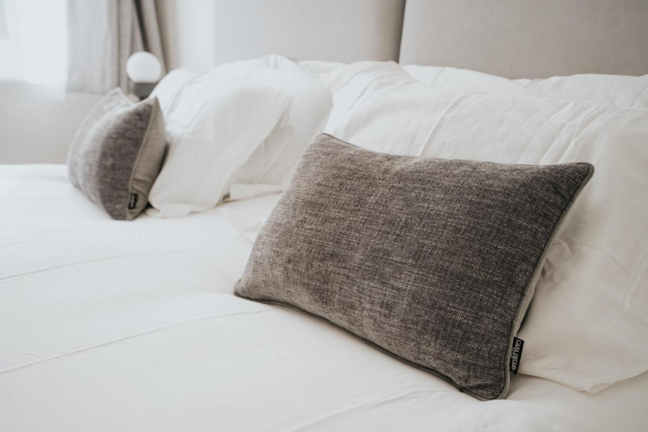Lovely Modern 2 Bed City Centre Apartment With Free Parking - Double Or Twin Beds Available 울버햄프턴 외부 사진
